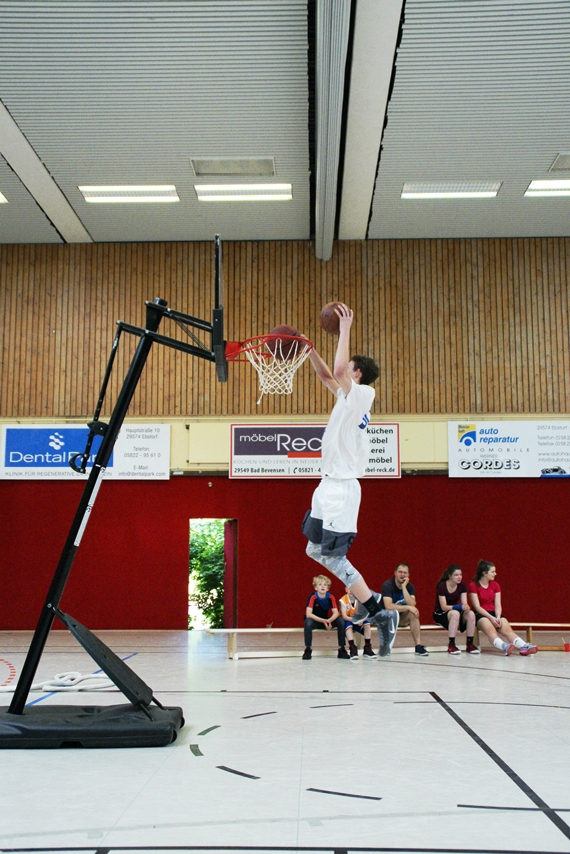 03.06.2017 - Abschlussdaddeln / Dunking-Wettbewerb - Jonas Homa